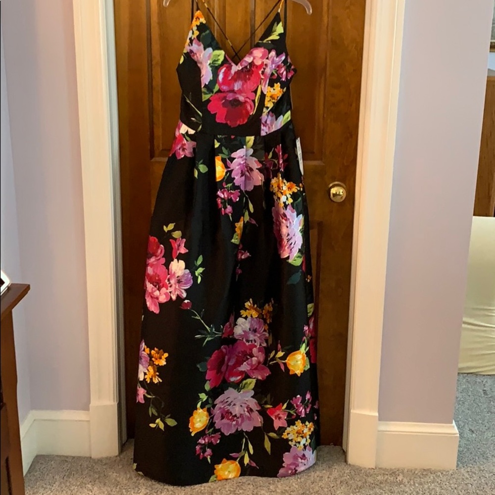 NWT Juniors Floral PROM Gown POCKETS Size 13